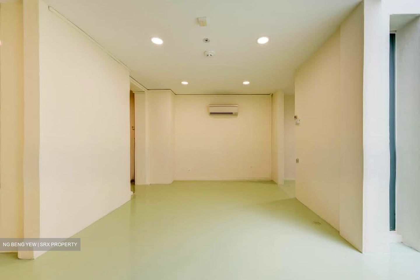 Keong Saik Road (D2), Shop House #570459341